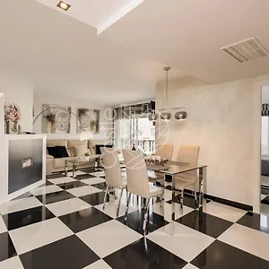  Appartement Malaga Puerto Marina Playa Vacacional Luxury